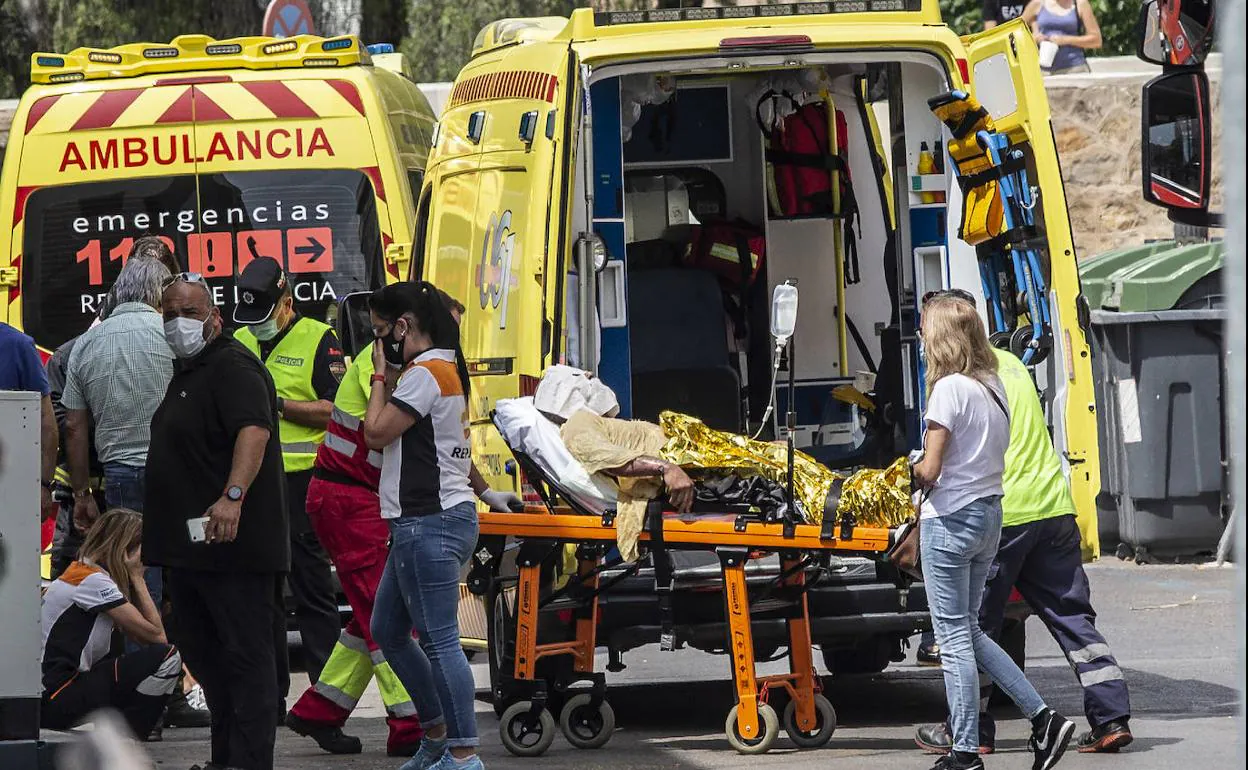 Una Deflagración En Un Surtidor Del Centro De Cartagena Hiere De ...